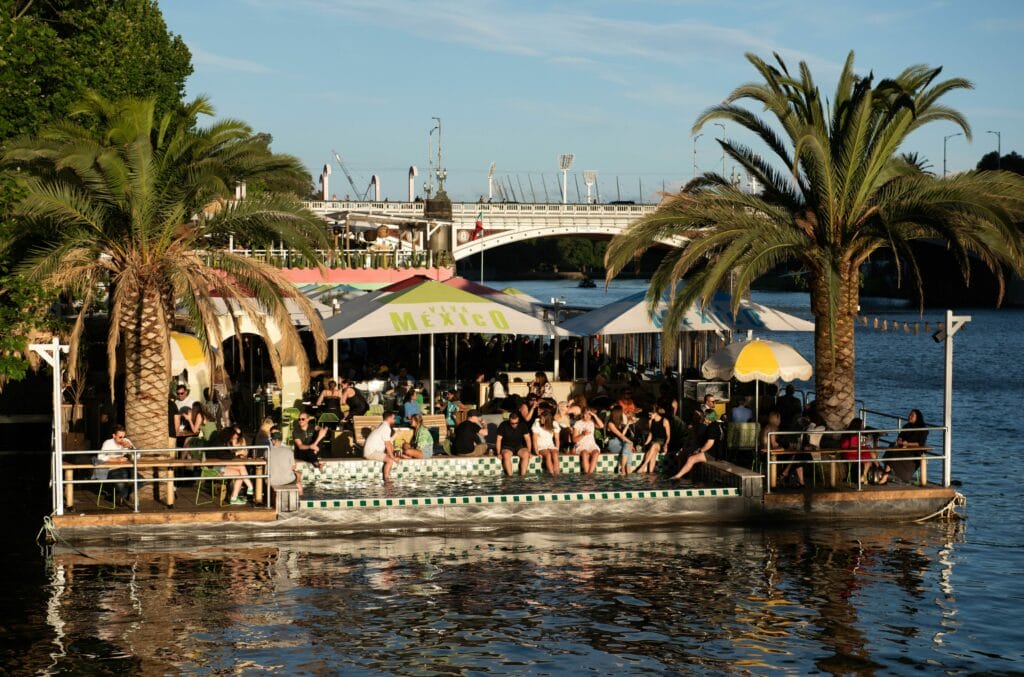 Arbory Afloat
